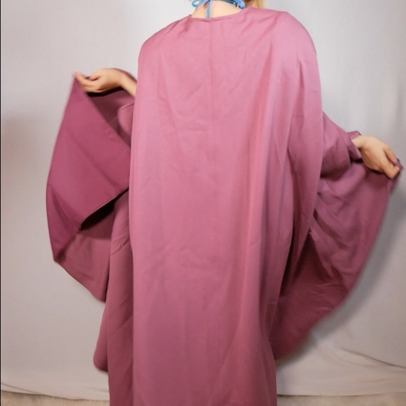 Mauve Cosplay Cape - Picture 7 of 8